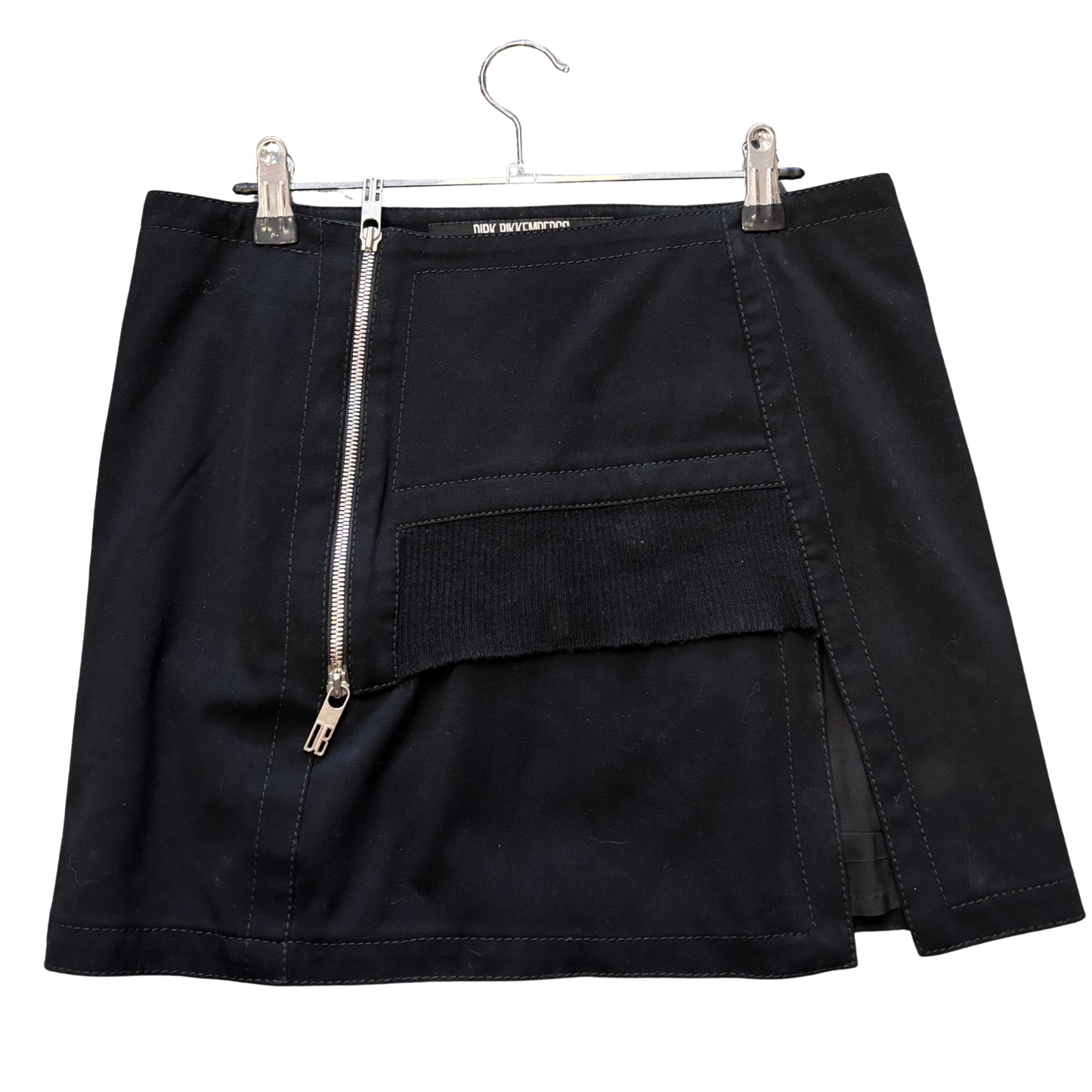 DIRK BIKKEMBERGS black zip up mini skirt with slit - vintage P1125