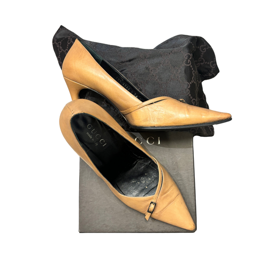 GUCCI vintage Leather kitten heels / box + Dustbag B0625