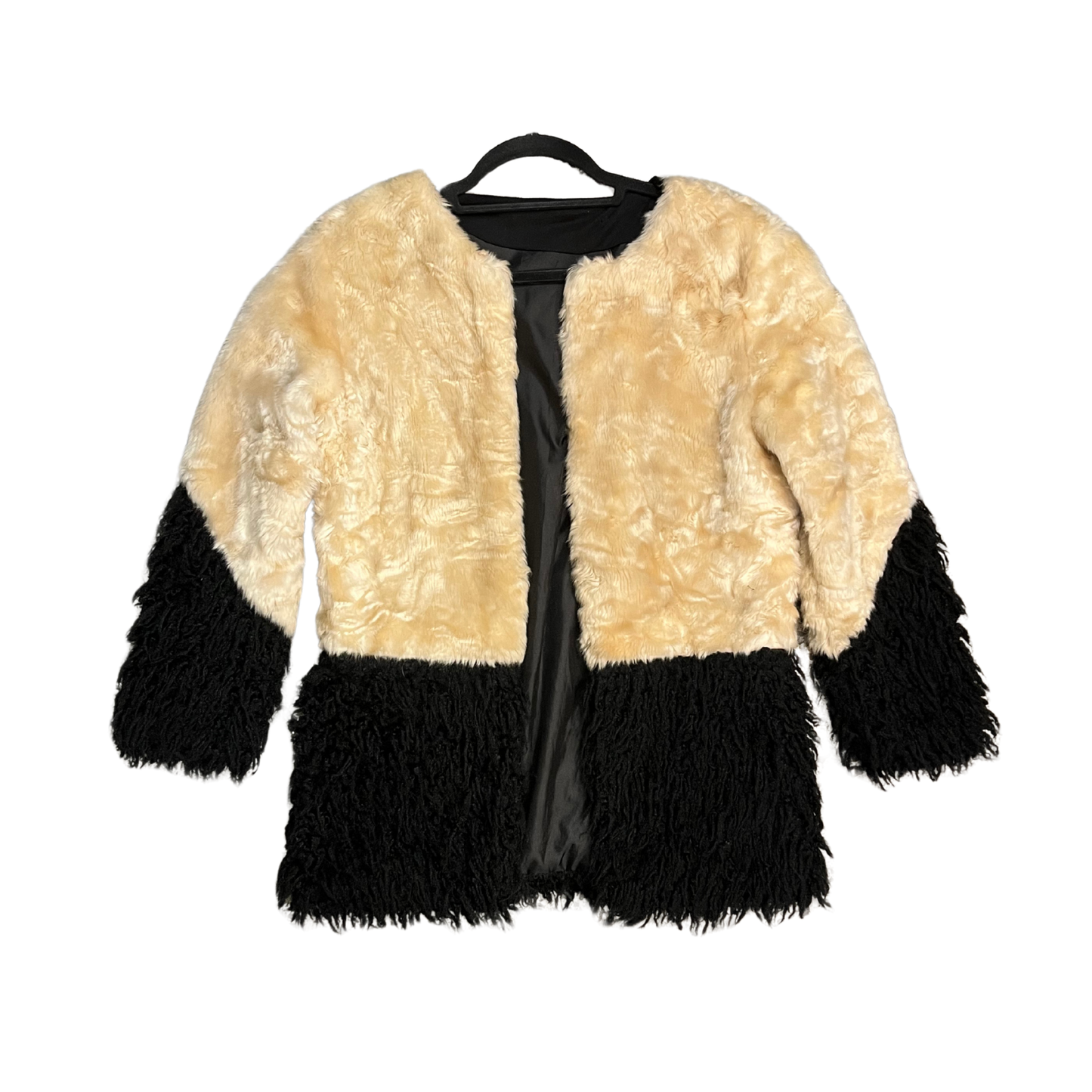 Cream Black Fluffy jacket B0726