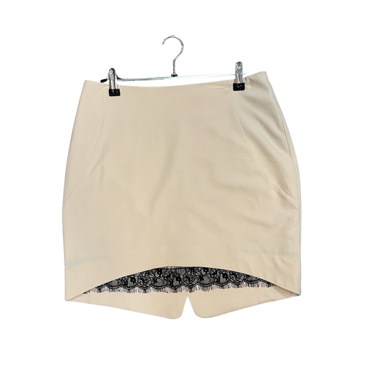 MINTY MEETS MUNT new beige skirt black lace hem Y1025